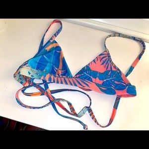 Kulani Kinis Bikini Top